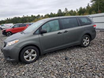  Salvage Toyota Sienna