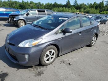  Salvage Toyota Prius