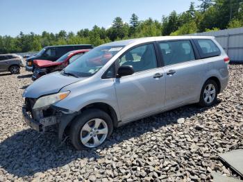  Salvage Toyota Sienna