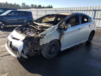  Salvage Toyota Prius