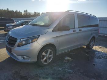  Salvage Mercedes-Benz Metris