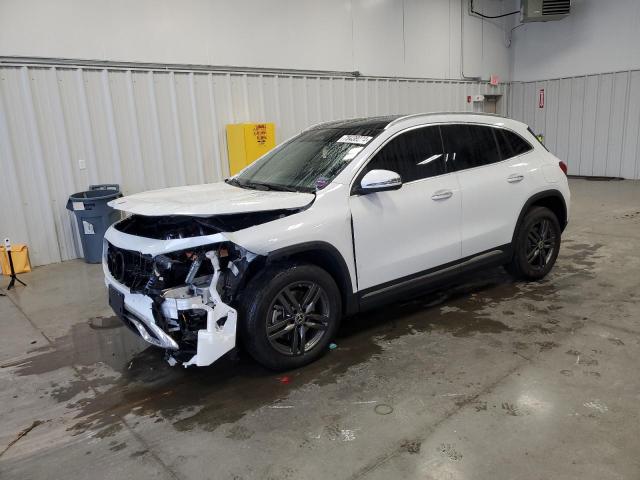  Salvage Mercedes-Benz GLA