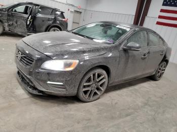  Salvage Volvo S60