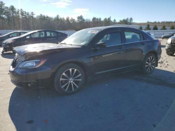  Salvage Chrysler 200