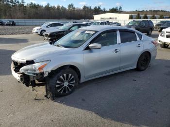  Salvage Nissan Altima