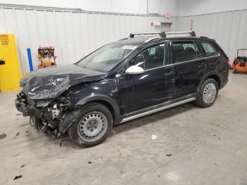  Salvage Volkswagen Golf