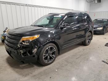  Salvage Ford Explorer