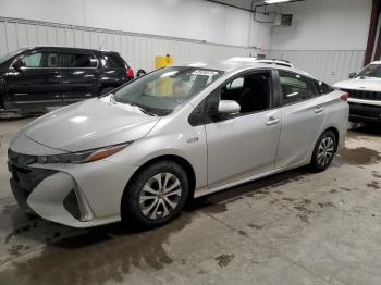  Salvage Toyota Prius