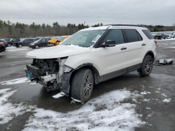  Salvage Ford Explorer