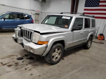  Salvage Jeep Commander