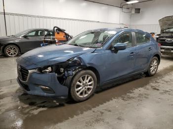  Salvage Mazda 3