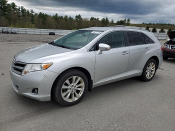  Salvage Toyota Venza
