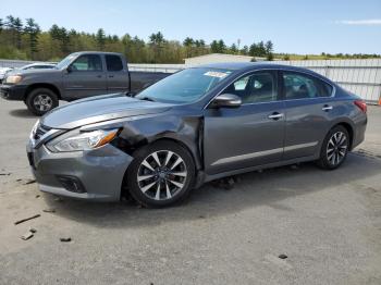  Salvage Nissan Altima