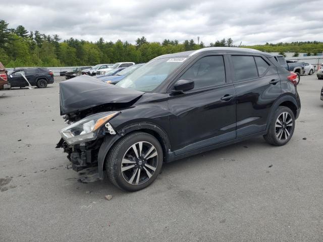  Salvage Nissan Kicks