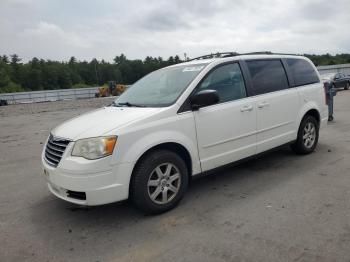  Salvage Chrysler Minivan