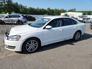  Salvage Volkswagen Passat
