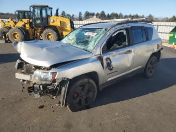 Salvage Jeep Compass