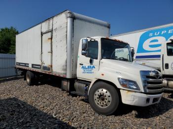 Salvage Hino 258 268