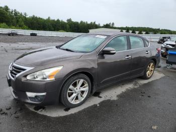  Salvage Nissan Altima
