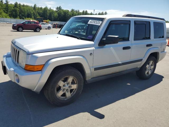  Salvage Jeep Commander