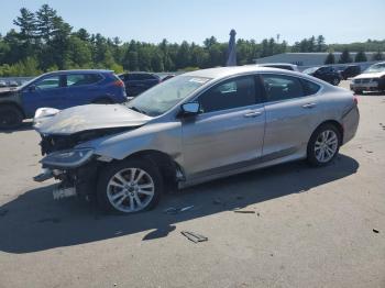  Salvage Chrysler 200