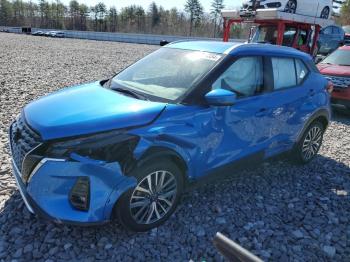  Salvage Nissan Kicks