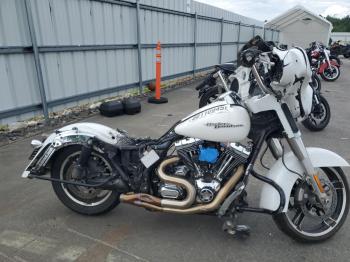  Salvage Harley-Davidson Fl