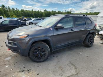  Salvage Jeep Cherokee