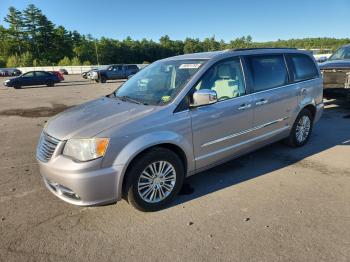  Salvage Chrysler Minivan