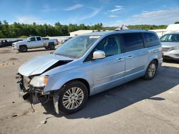  Salvage Chrysler Minivan