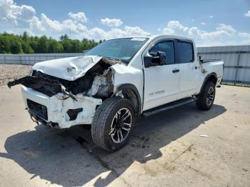  Salvage Nissan Titan