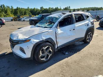  Salvage Hyundai TUCSON