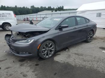  Salvage Chrysler 200