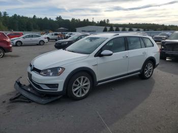  Salvage Volkswagen Golf