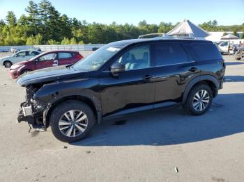  Salvage Nissan Pathfinder