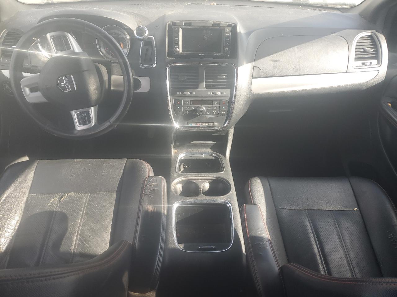 Dodge Caravan Gt Image 4