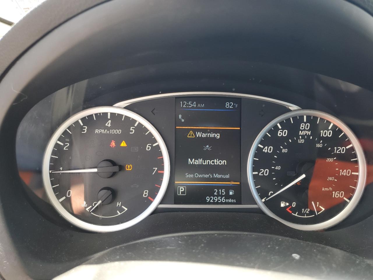 Nissan Sentra S Image 3