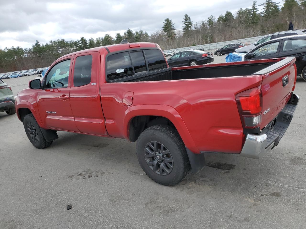 Toyota Tacoma Access Cab Image 4