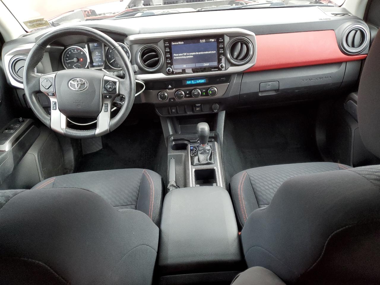 Toyota Tacoma Access Cab Image 11