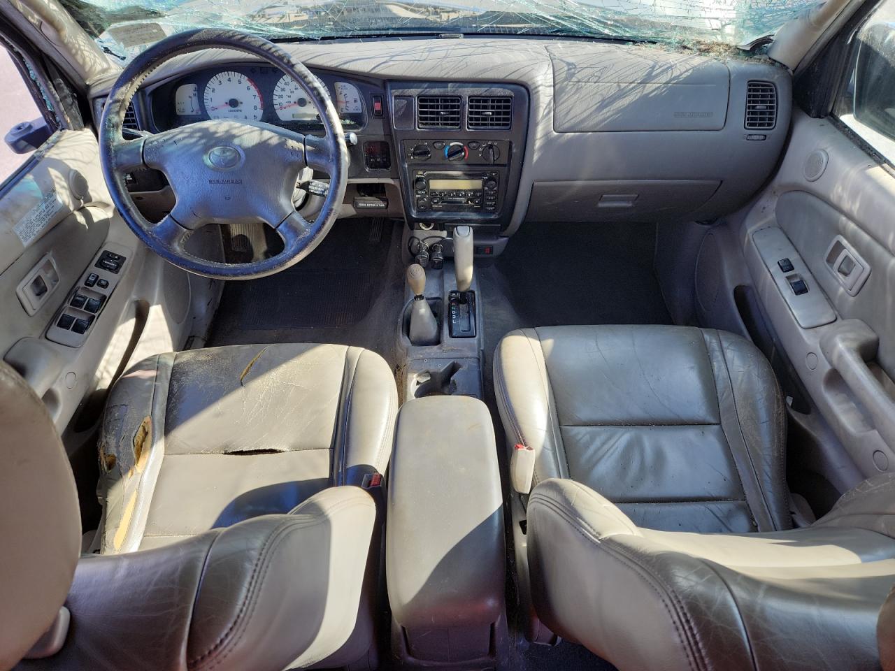 Toyota Tacoma Double Cab Image 12