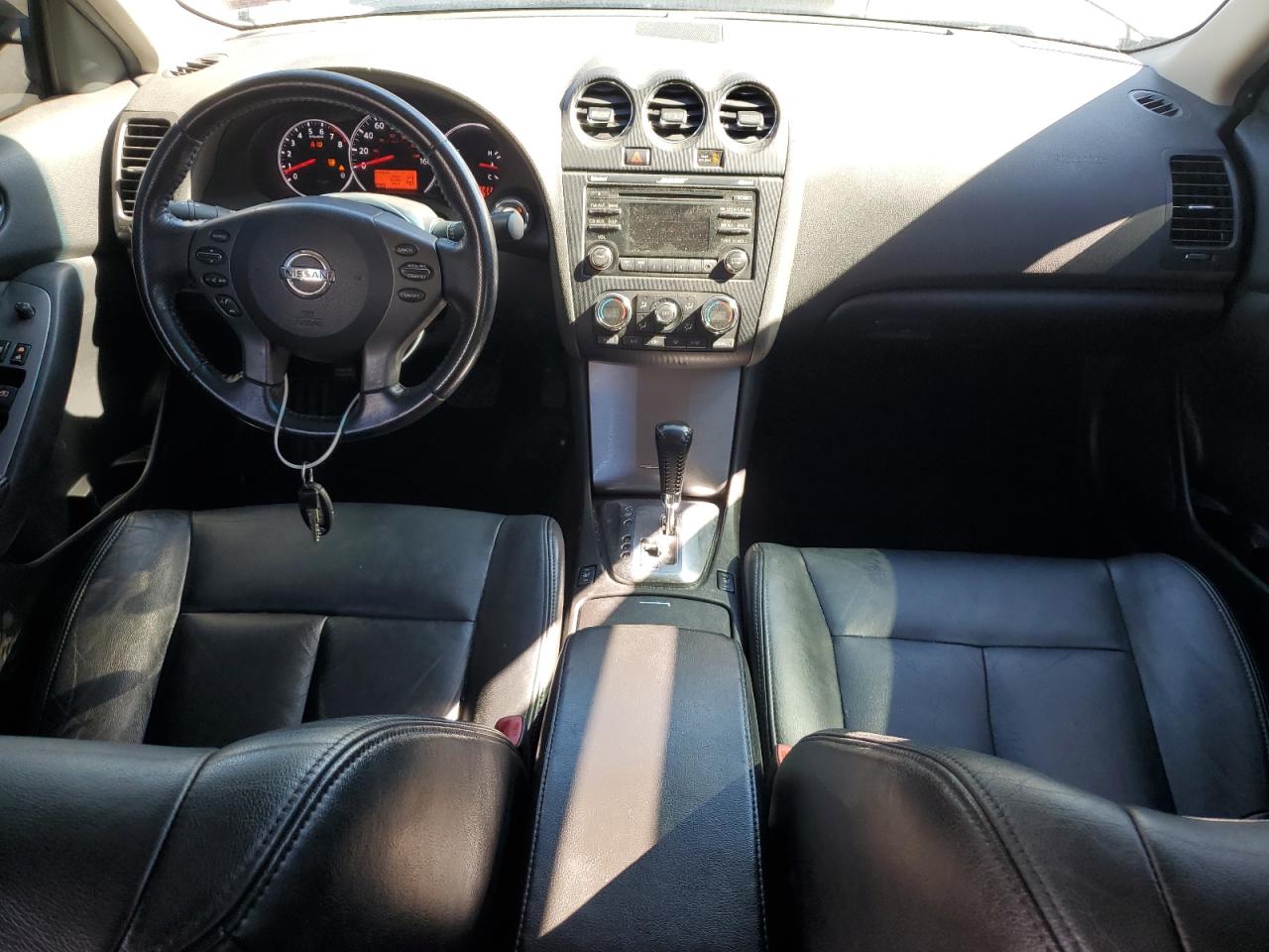 Nissan Altima Sr Image 6