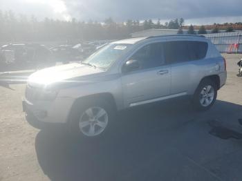  Salvage Jeep Compass