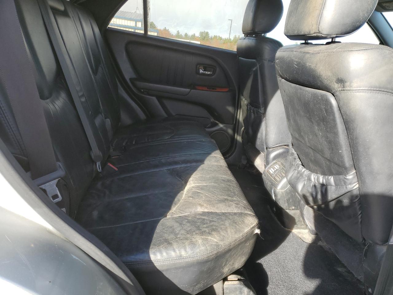 Lexus RX 300 Image 7