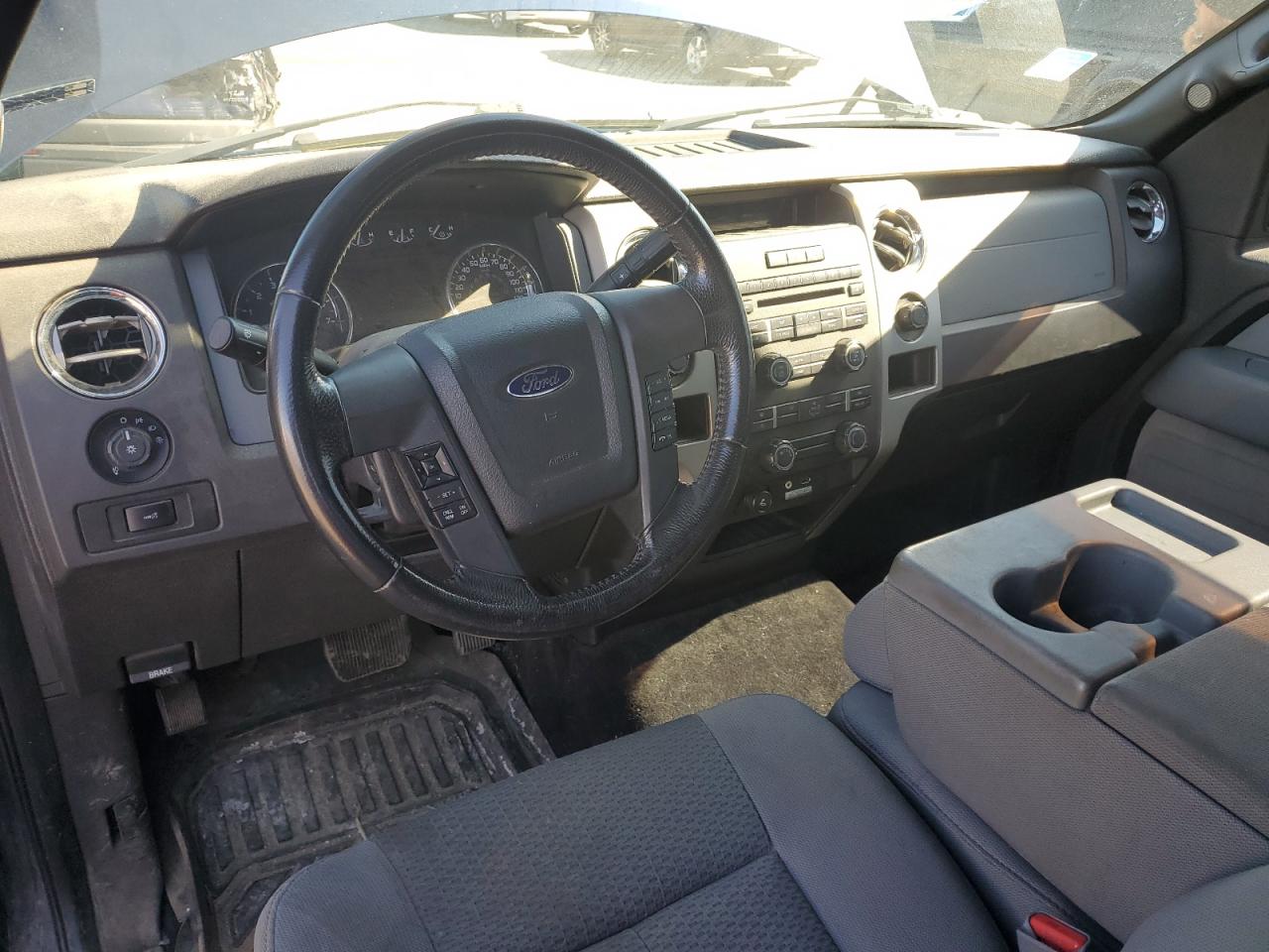 Ford F-150 Super Cab Image 7