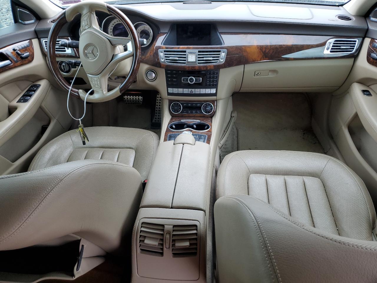 Mercedes-Benz Cls-class 550 4matic Image 2