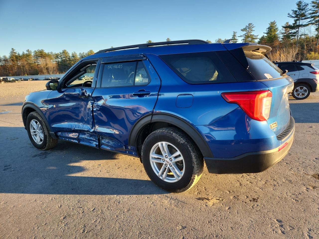 Ford Explorer Xlt Image 2