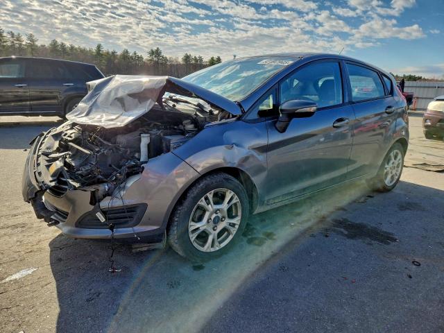  Salvage Ford Fiesta
