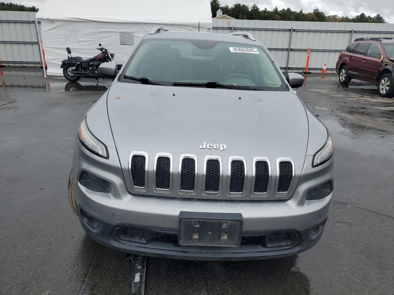 Jeep Grand Cherokee Latitude Image 8
