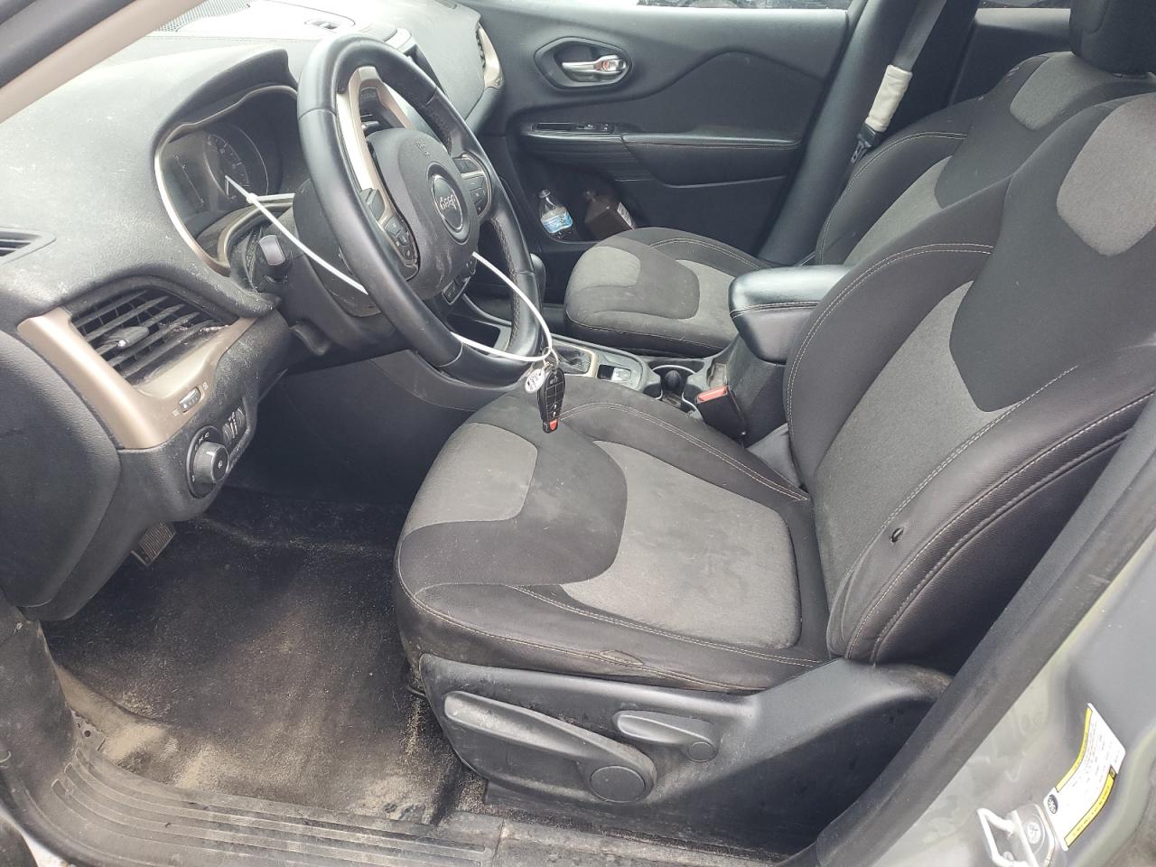 Jeep Grand Cherokee Latitude Image 10