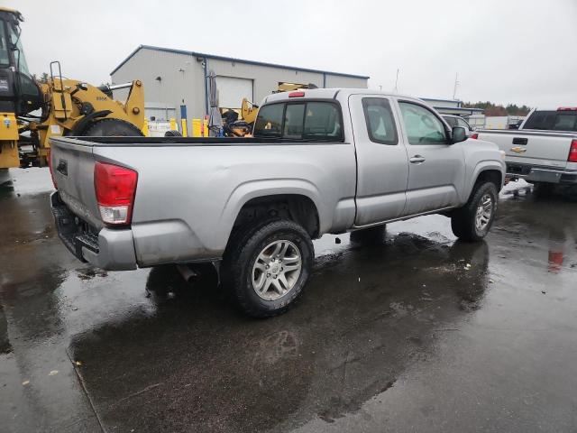 Toyota Tacoma Access Cab Image 2
